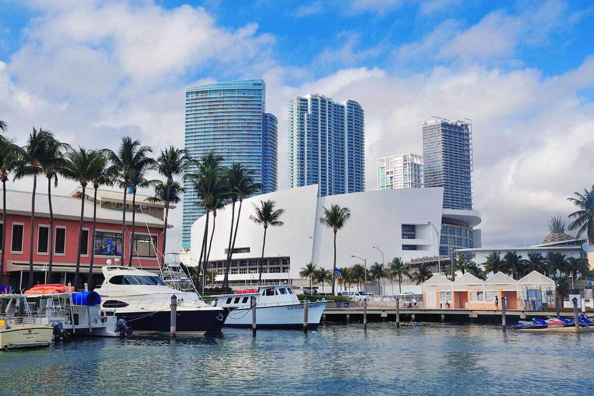 Profitable exchange: what kind of real estate in Florida is available for Europeans after selling housing in their homeland