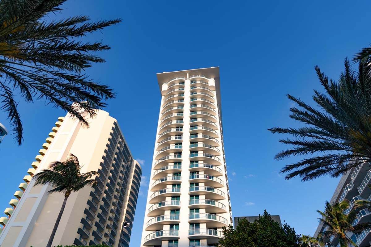 The pros and cons of buying a studio in Florida