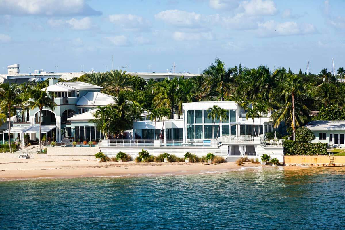 10 secrets to choosing the right housing in Florida