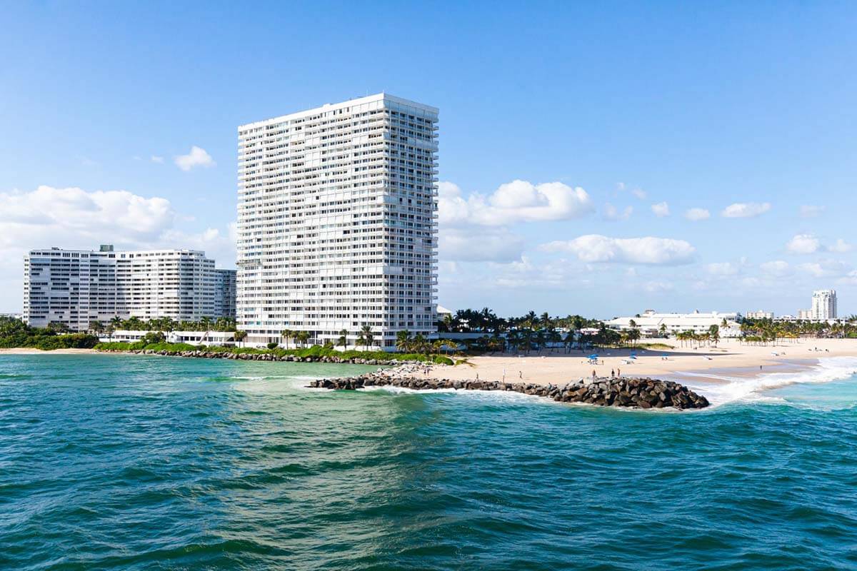 10 secrets to choosing the right housing in Florida