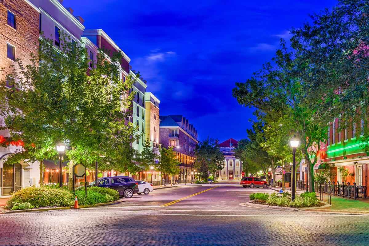Real Estate in Florida and California: Prices and ROI in 2023