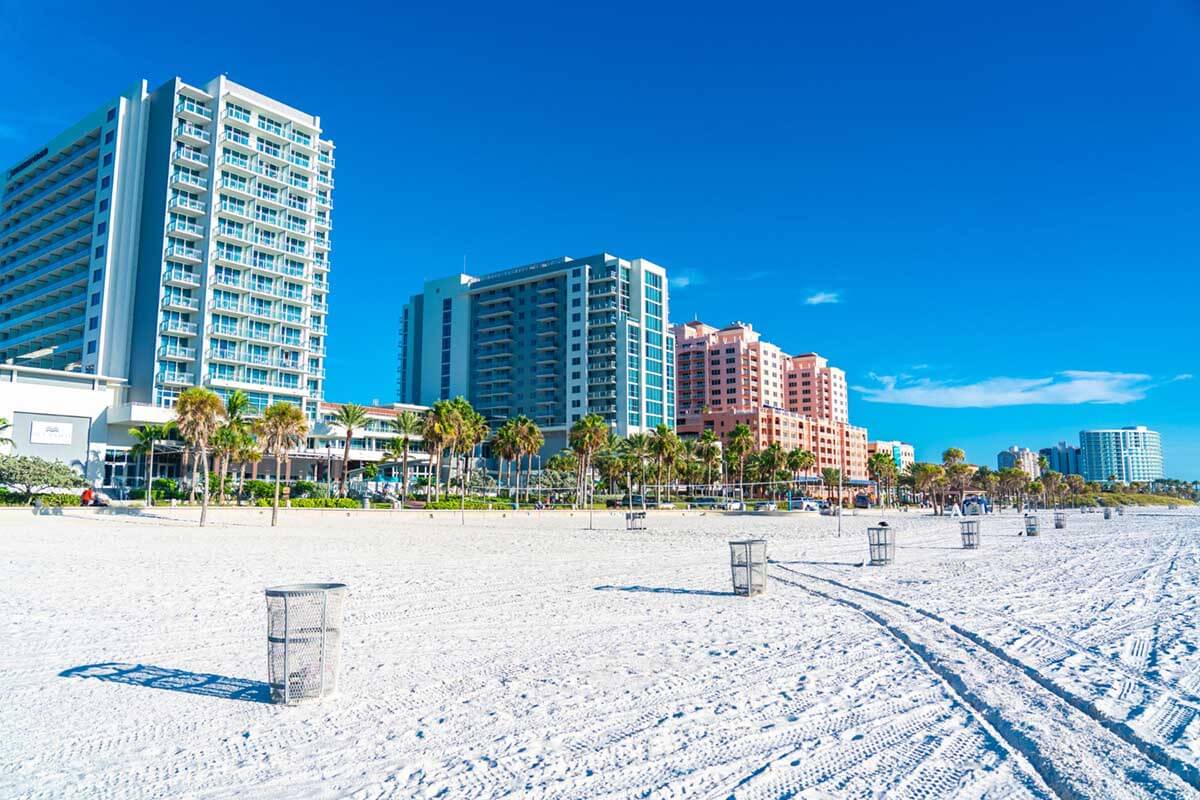 The pros and cons of buying a studio in Florida