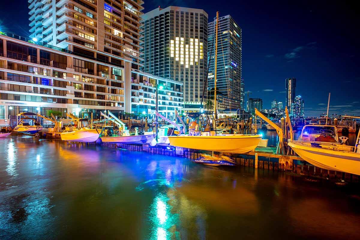 Real Estate in Florida and California: Prices and ROI in 2023