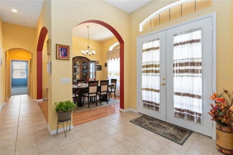 House in Kissimmee, Florida 4 bedrooms, 267.28 sq.m. № 1642710 - photo 4