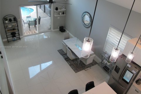 Купить виллу или дом в Корал-Спрингс, Флорида 5 спален, 262.73м2, № 2027468 - фото 10