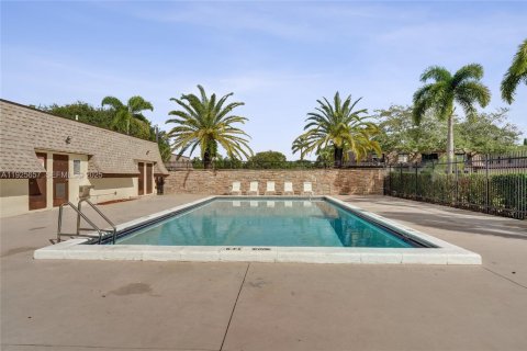 Townhouse in Boca Raton, Florida 3 bedrooms, 147.99 sq.m. № 1985705 - photo 22