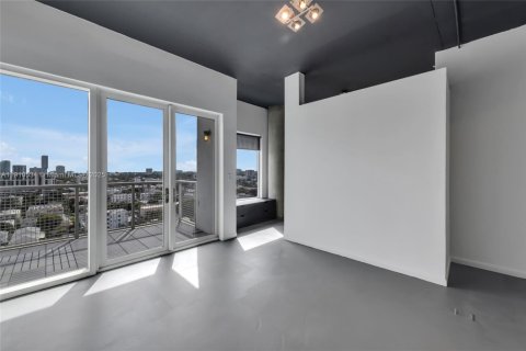 Купить кондоминиум в Майами, Флорида 2 спальни, 92.9м2, № 1966624 - фото 15