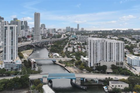 Купить кондоминиум в Майами, Флорида 2 спальни, 92.9м2, № 1966624 - фото 30