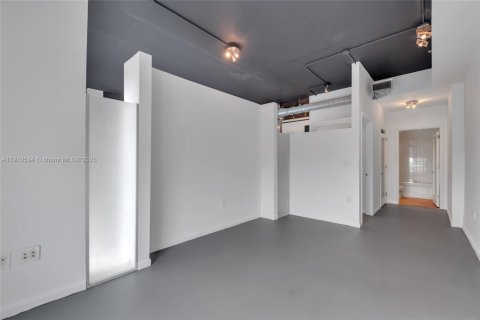 Купить кондоминиум в Майами, Флорида 2 спальни, 92.9м2, № 1966624 - фото 19