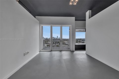 Купить кондоминиум в Майами, Флорида 2 спальни, 92.9м2, № 1966624 - фото 14