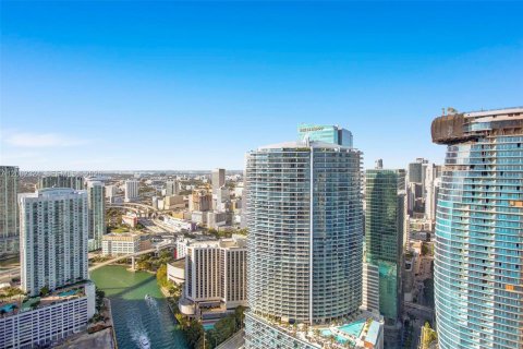 Studio à Condo à Miami, Floride  № 2345723
