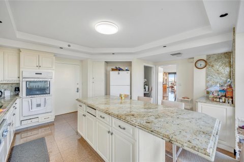 Купить кондоминиум в Авентура, Флорида 4 спальни, 376.25м2, № 2015611 - фото 12