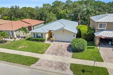 Casa en venta en Port St. Lucie, Florida, 3 dormitorios, 170.66 m2 № 2365219 - foto 7
