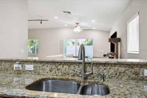 Casa en venta en Port St. Lucie, Florida, 3 dormitorios, 170.66 m2 № 2365219 - foto 26