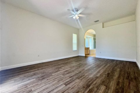 Casa en alquiler en Tampa, Florida, 4 dormitorios, 221.11 m2 № 1916115 - foto 13