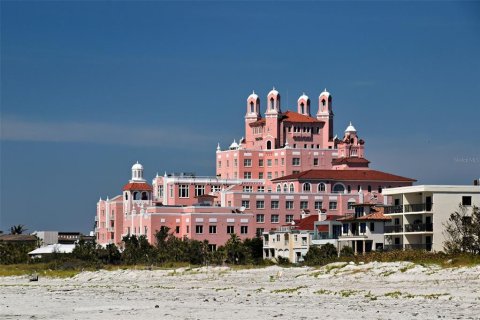 Copropriété à vendre à Saint Petersburg, Floride: 2 chambres, 74.32 m2 № 2150861 - photo 22