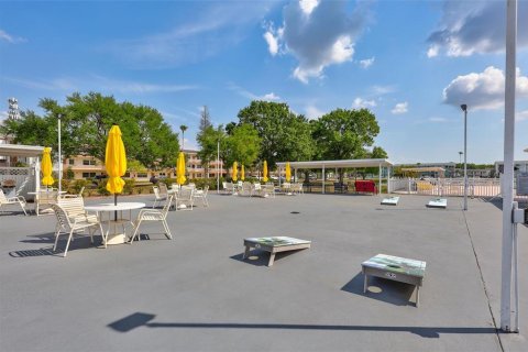 Copropriété à vendre à Saint Petersburg, Floride: 2 chambres, 74.32 m2 № 2150861 - photo 17