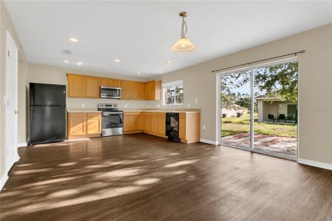 House in Kissimmee, Florida 3 bedrooms, 215.63 sq.m. № 1822363 - photo 6