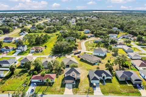 House in Kissimmee, Florida 3 bedrooms, 215.63 sq.m. № 1822363 - photo 28