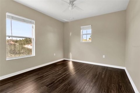 House in Kissimmee, Florida 3 bedrooms, 215.63 sq.m. № 1822363 - photo 15