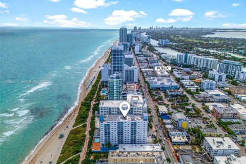 Condominio en venta en Miami Beach, Florida, 1 dormitorio, 62.8 m2 № 1993307 - foto 30