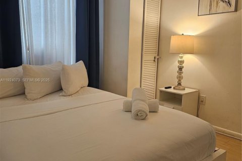 Купить кондоминиум в Майами-Бич, Флорида 2 спальни, 62.89м2, № 1982377 - фото 12