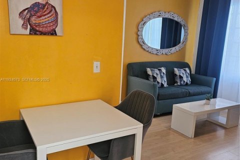 Купить кондоминиум в Майами-Бич, Флорида 2 спальни, 62.89м2, № 1982377 - фото 7