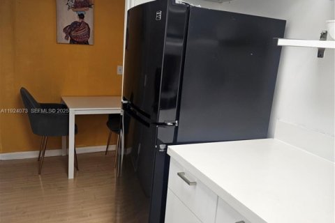 Купить кондоминиум в Майами-Бич, Флорида 2 спальни, 62.89м2, № 1982377 - фото 5