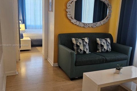 Купить кондоминиум в Майами-Бич, Флорида 2 спальни, 62.89м2, № 1982377 - фото 14