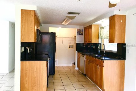 House in Port Charlotte, Florida 3 bedrooms, 98.1 sq.m. № 1819386 - photo 10