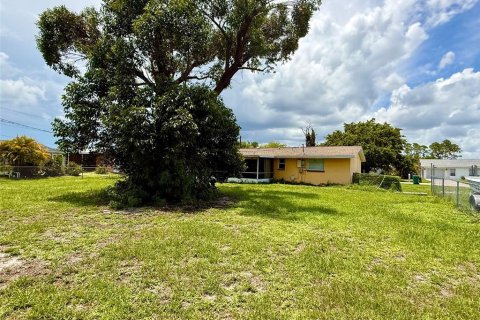 House in Port Charlotte, Florida 3 bedrooms, 98.1 sq.m. № 1819386 - photo 5