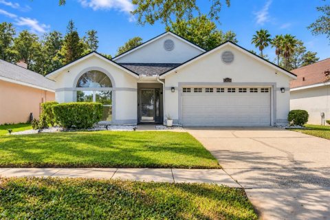 House in Orlando, Florida 3 bedrooms, 153.47 sq.m. № 2398884
