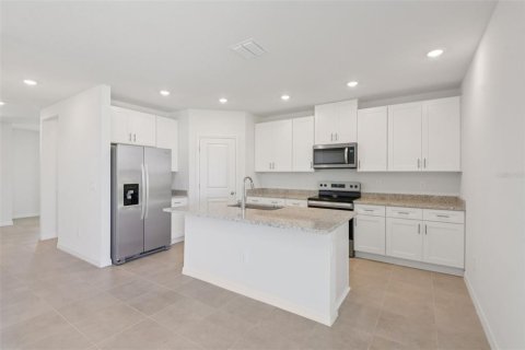 Villa ou maison à vendre à Dade City, Floride: 4 chambres, 217.39 m2 № 2219103 - photo 12