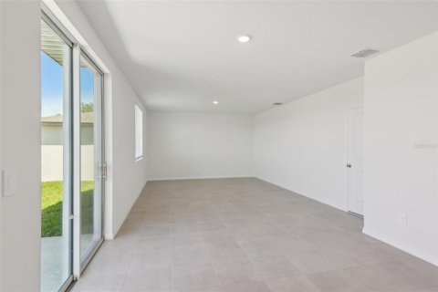 Villa ou maison à vendre à Dade City, Floride: 4 chambres, 217.39 m2 № 2219103 - photo 6