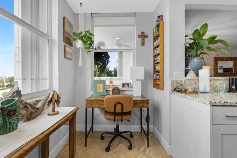 Condominio en venta en Pompano Beach, Florida, 2 dormitorios, 133.22 m2 № 1976994 - foto 18