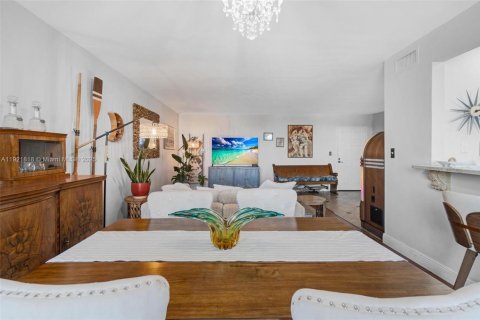 Condominio en venta en Pompano Beach, Florida, 2 dormitorios, 133.22 m2 № 1976994 - foto 28