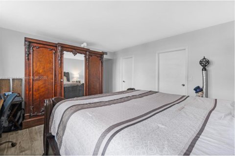 Condominio en venta en Pompano Beach, Florida, 2 dormitorios, 133.22 m2 № 1976994 - foto 21