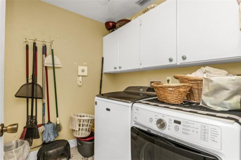 House in Punta Gorda, Florida 2 bedrooms, 143.44 sq.m. № 2275503 - photo 29