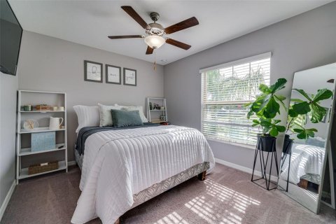 House in Sun City Center, Florida 4 bedrooms, 179.86 sq.m. № 1774957 - photo 23