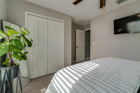 House in Sun City Center, Florida 4 bedrooms, 179.86 sq.m. № 1774957 - photo 25