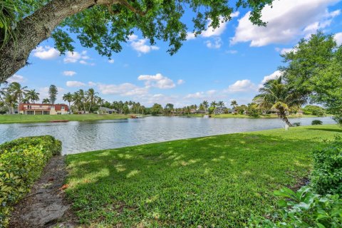 Touwnhouse à vendre à Wellington, Floride: 3 chambres, 177.16 m2 № 2146304 - photo 15