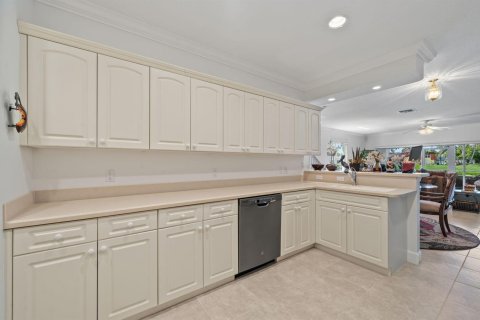Touwnhouse à vendre à Wellington, Floride: 3 chambres, 177.16 m2 № 2146304 - photo 6