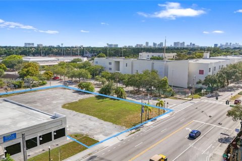 Commercial property in Hollywood, Florida № 2059888 - photo 6