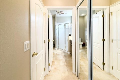 Casa en venta en Orlando, Florida, 4 dormitorios, 236.9 m2 № 2151285 - foto 16