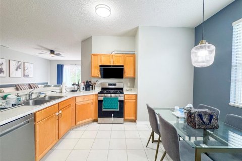 Casa en venta en Orlando, Florida, 4 dormitorios, 236.9 m2 № 2151285 - foto 9