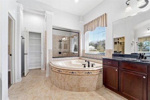 Casa en venta en Brooksville, Florida, 3 dormitorios, 319.49 m2 № 2142051 - foto 19