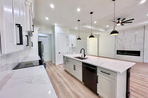 Casa en venta en North Port, Florida, 3 dormitorios, 171.78 m2 № 1826361 - foto 8