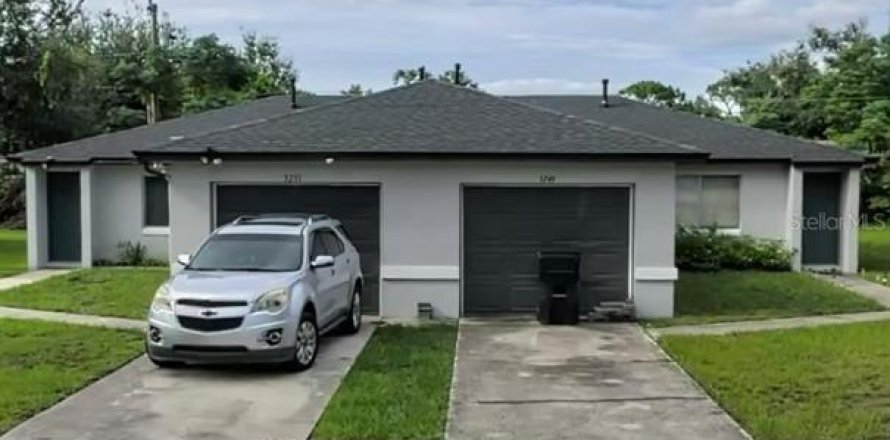 Immobilier commercial à Orlando, Floride 4 chambres, 167.22 m2 № 2405399