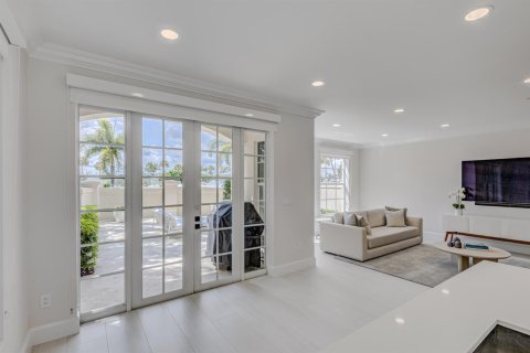 Adosado en venta en Palm Beach Gardens, Florida, 3 dormitorios, 294.13 m2 № 2158186 - foto 15