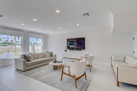 Adosado en venta en Palm Beach Gardens, Florida, 3 dormitorios, 294.13 m2 № 2158186 - foto 9